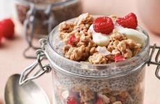 Protein Chia Seed Pudding using Cluster Crisp